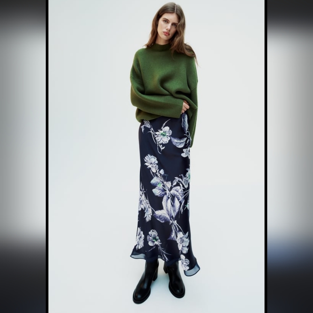 BNWT! Zara Printed satin effect midi skirt - Picture 1 of 6